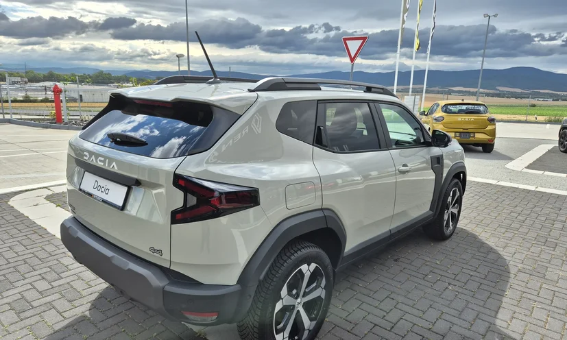 DACIA DUSTER HYBRID-G 150 4x4 LPG JOURNEY