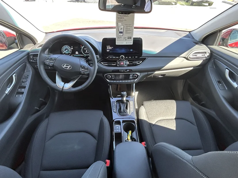 Hyundai i30 HB 1,5 T-GDi 48V Mild Hybrid 7DCT FAMILY
