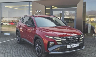 Hyundai TUCSON 1,6T 7DCT 4WD BLACK EDITION