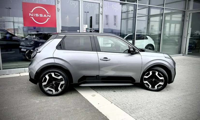 Nissan Micra EV 52kWH 150 Evolve
