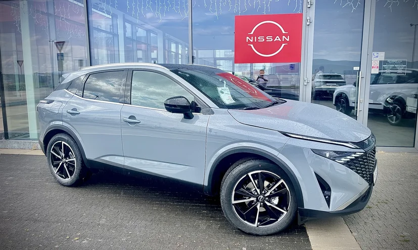 Nissan Qashqai 1.3 DIG-T mHEV 158 4x4 X-Tronic Tekna