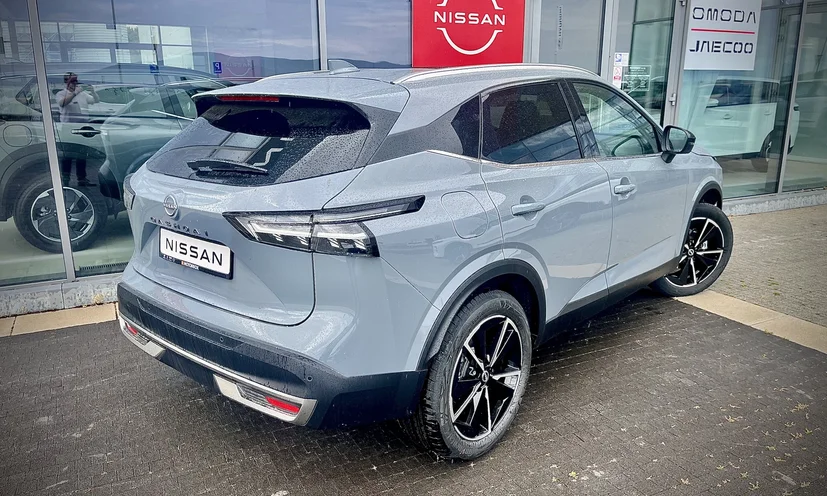 Nissan Qashqai 1.3 DIG-T mHEV 158 4x4 X-Tronic Tekna