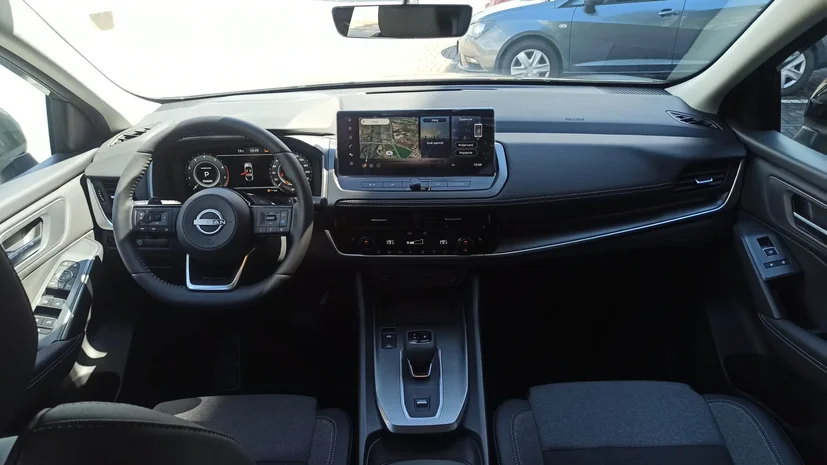 Nissan Qashqai MY25.5 1.3 DIG-T mHEV 158 2WD X-Tronic N-Connecta + Cold pack + Glassroof