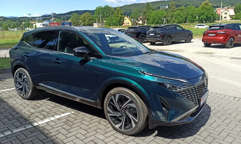 Nissan Qashqai MY25.5 1.3 DIG-T mHEV 158 4x4 X-Tronic Tekna Plus