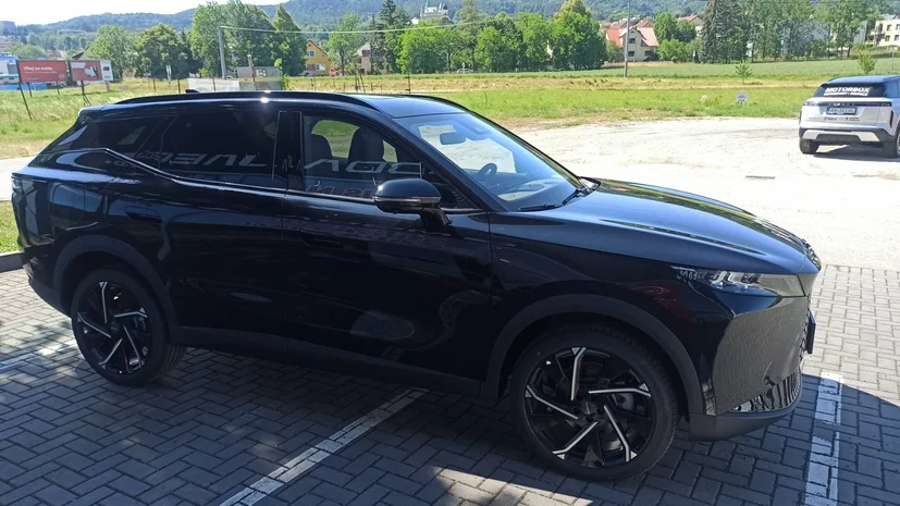 OMODA 7 PHEV [FWD] LUXURY