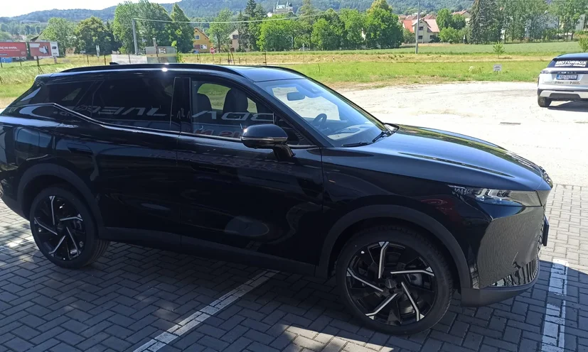 OMODA 7 PHEV [FWD] LUXURY
