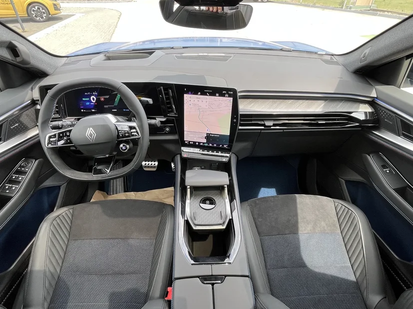 Renault Rafale hyper hybrid E-Tech 4x4 300 Atelier Alpine