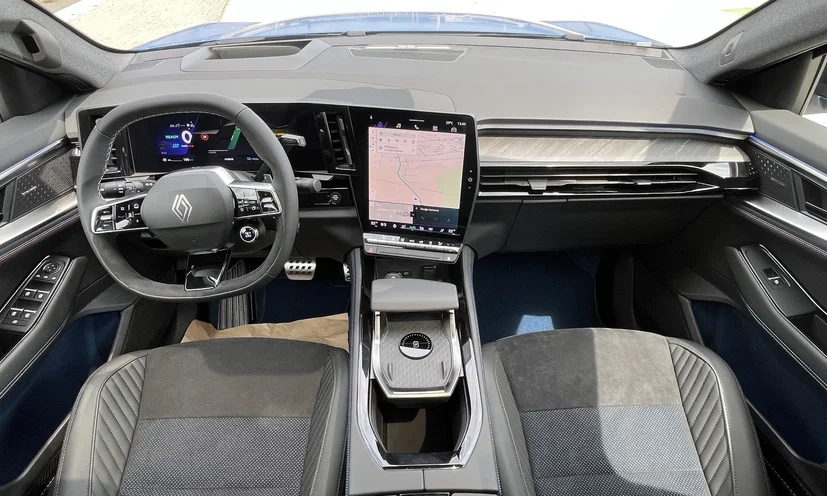 Renault Rafale hyper hybrid E-Tech 4x4 300 Atelier Alpine